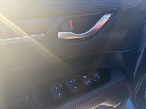 Used 2025 MAZDA CX-5 Carbon Edition image 25