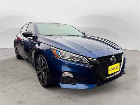 Used 2021 Nissan Altima 2.5 SR image 14