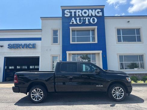 Used 2023 RAM 1500 Laramie AWD/4WD image 19