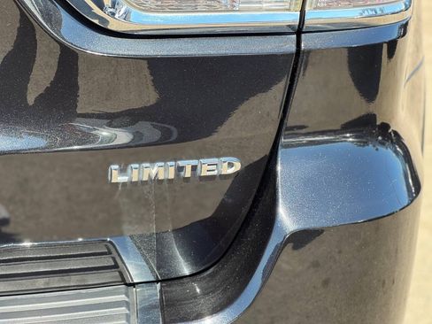 Used 2015 Jeep Grand Cherokee Limited AWD/4WD image 19