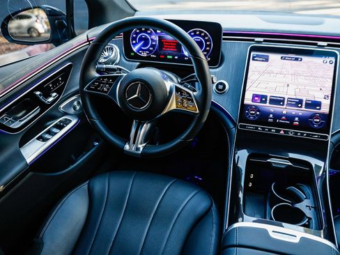 Certified 2023 Mercedes-Benz EQE 350+ Sedan w/ Exclusive Trim Package image 14