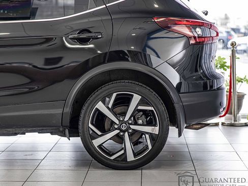 Used 2021 Nissan Rogue Sport SL w/ Premium Package AWD/4WD image 8