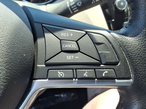 Used 2020 Nissan Rogue Sport SV w/ All-Weather Package AWD/4WD image 20