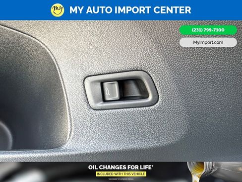 Used 2025 Volkswagen Atlas Cross Sport SEL Premium R-Line AWD/4WD image 12