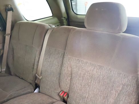 Used 2003 Chevrolet TrailBlazer LS w/ Preferred Equipment Group AWD/4WD image 39