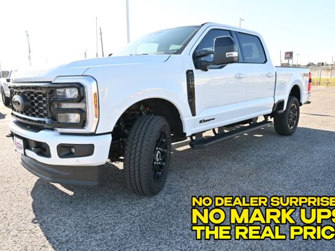 New 2026 Ford F250 Lariat w/ Black Appearance Package AWD/4WD image 8
