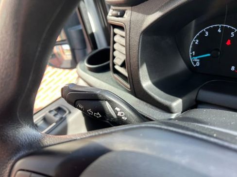 Used 2023 Ford Transit 350 XLT image 30