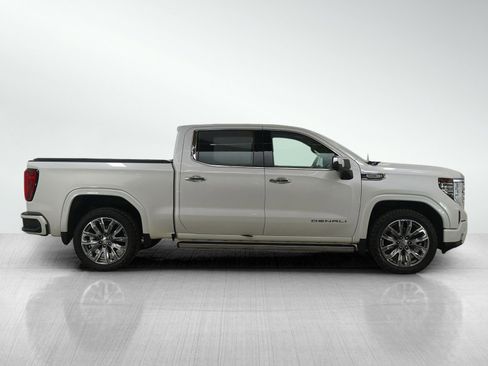 Used 2022 GMC Sierra 1500 Denali w/ Denali Reserve Package image 6