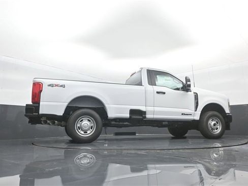 New 2026 Ford F250 XL image 32