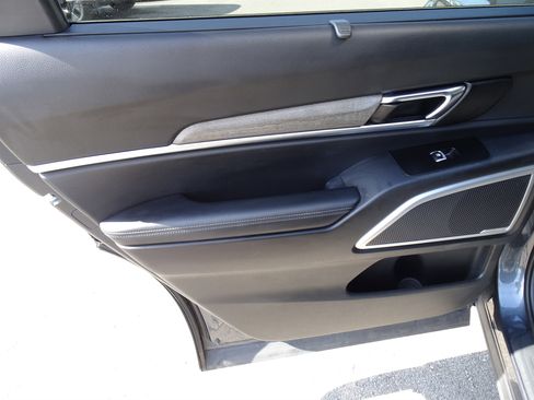 Used 2021 Kia Telluride EX w/ EX Premium Package image 16