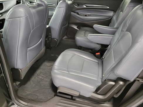 Used 2023 Buick Enclave Essence w/ LPO, Luxury Package image 21