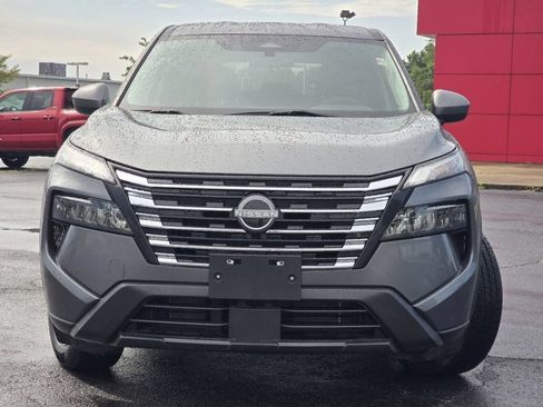 Used 2024 Nissan Rogue SV AWD/4WD image 9
