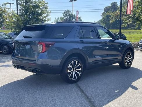 Certified 2020 Ford Explorer ST w/ Premium Technology Package AWD/4WD image 5