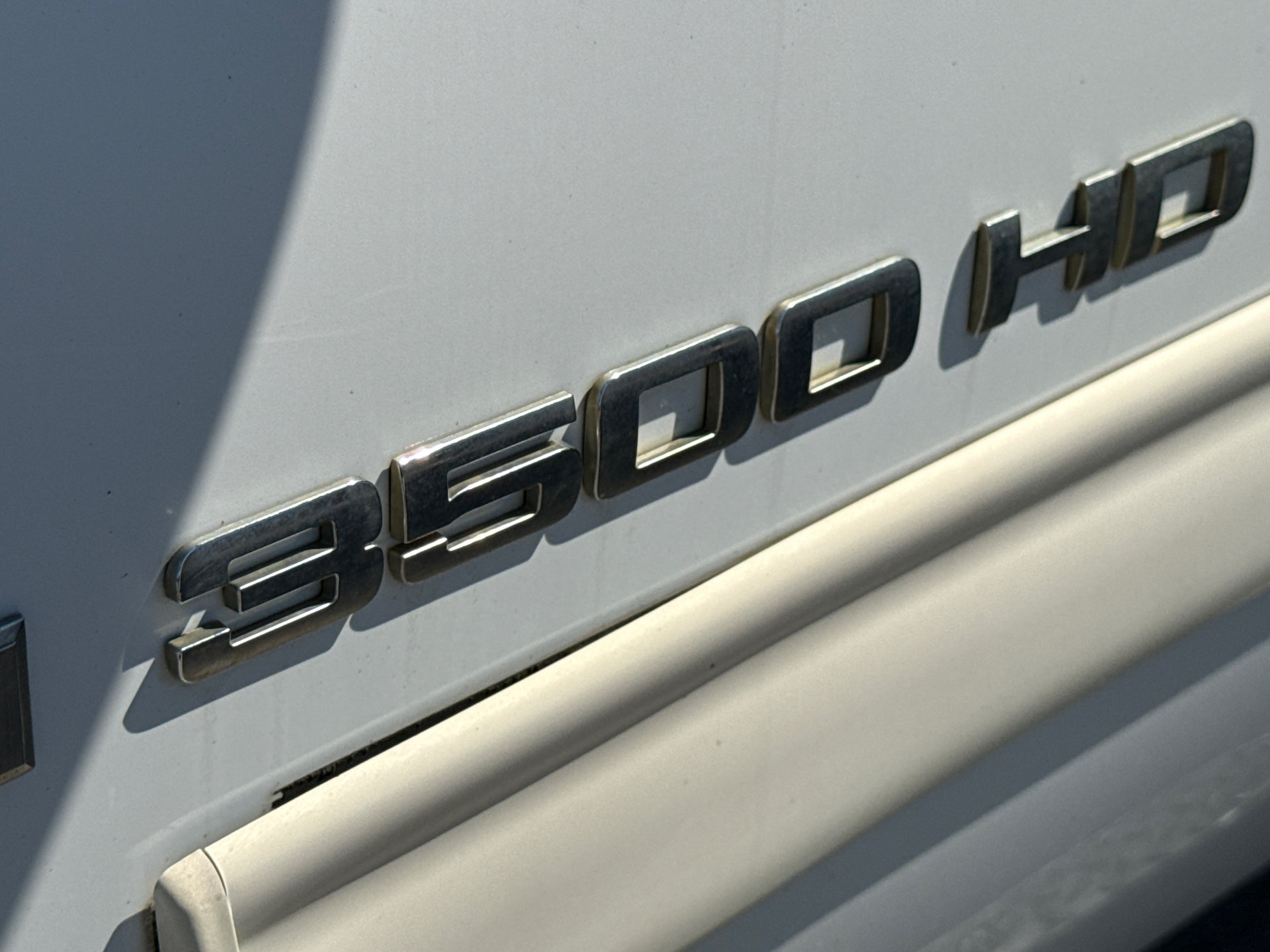Used 2009 Chevrolet Silverado 3500 LTZ w/ LTZ Plus Package AWD/4WD image 7