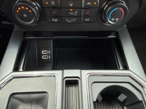 Used 2020 Ford F150 XLT w/ Equipment Group 302A Luxury AWD/4WD image 14