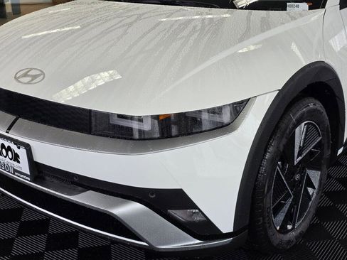 New 2026 Hyundai Ioniq 5 SEL image 10