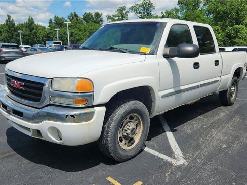Used 2003 GMC Sierra 1500 SLE w/ Skid Plate Package AWD/4WD image 6