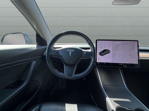 Used 2018 Tesla Model 3 Long Range AWD/4WD image 13