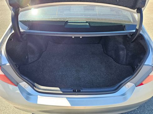 Used 2015 Toyota Camry LE FWD image 22