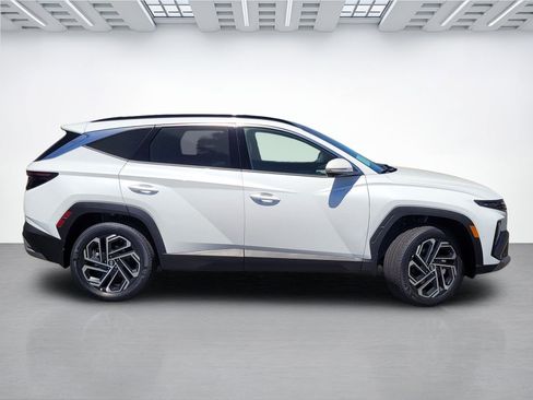 New 2026 Hyundai Tucson Limited AWD/4WD image 3