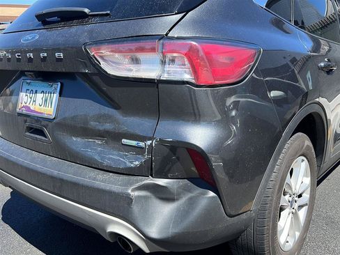 Used 2020 Ford Escape SE AWD/4WD image 4