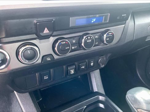 Used 2023 Toyota Tacoma TRD Sport w/ Black Out Package (TMS) AWD/4WD image 32