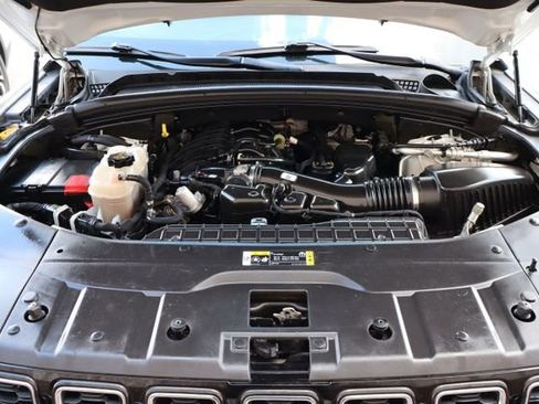 Used 2021 Jeep Grand Cherokee L Limited AWD/4WD image 49