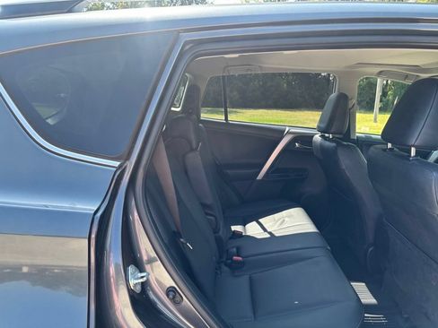 Used 2017 Toyota RAV4 Limited FWD image 20