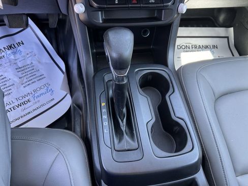 Used 2022 Chevrolet Colorado W/T w/ WT Convenience Package RWD image 19