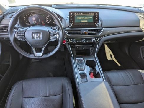 Used 2019 Honda Accord Touring image 30