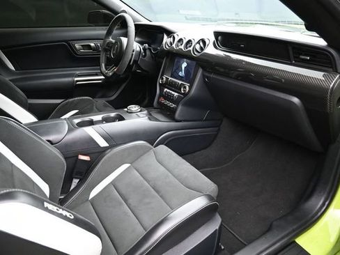 Used 2020 Ford Mustang Shelby GT500 w/ Technology Package RWD image 18