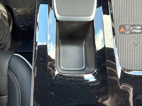 Certified 2025 Buick Enclave Sport Touring image 30