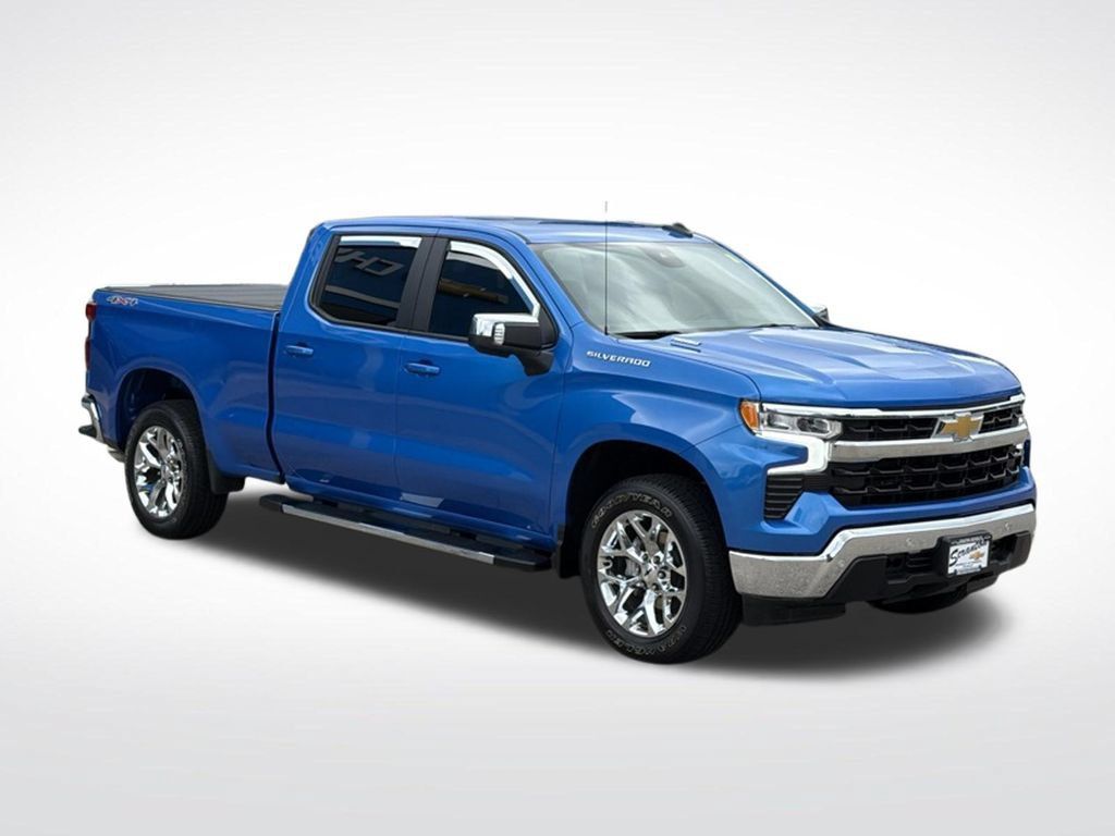 Certified 2026 Chevrolet Silverado 1500 LT w/ Safety Package AWD/4WD image 8