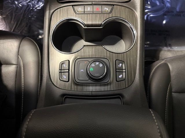 Certified 2023 GMC Acadia SLT AWD/4WD image 24