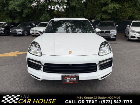 Used 2021 Porsche Cayenne AWD/4WD image 12