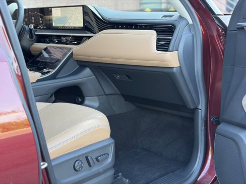 Used 2025 INFINITI QX80 Luxe AWD/4WD image 14