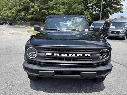 Used 2023 Ford Bronco 4-Door AWD/4WD image 2
