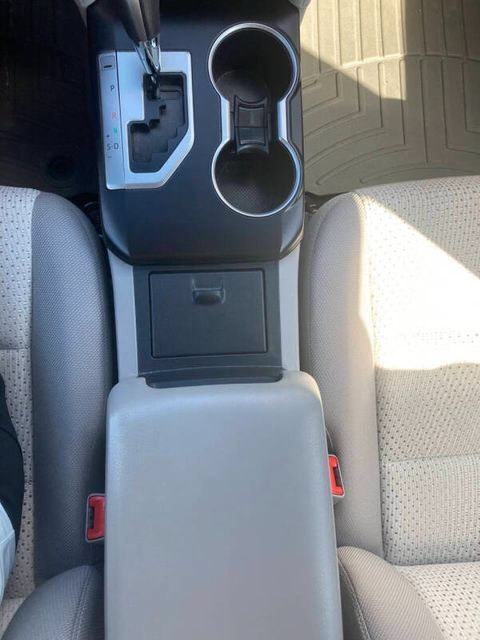 Used 2013 Toyota Camry LE FWD image 14