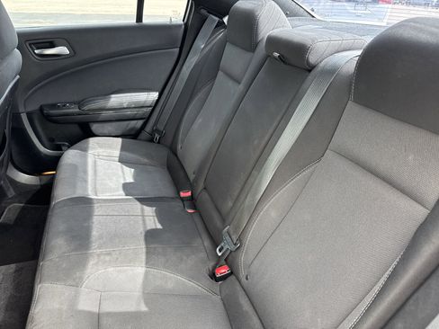 Used 2018 Dodge Charger SXT w/ Blacktop Package image 12