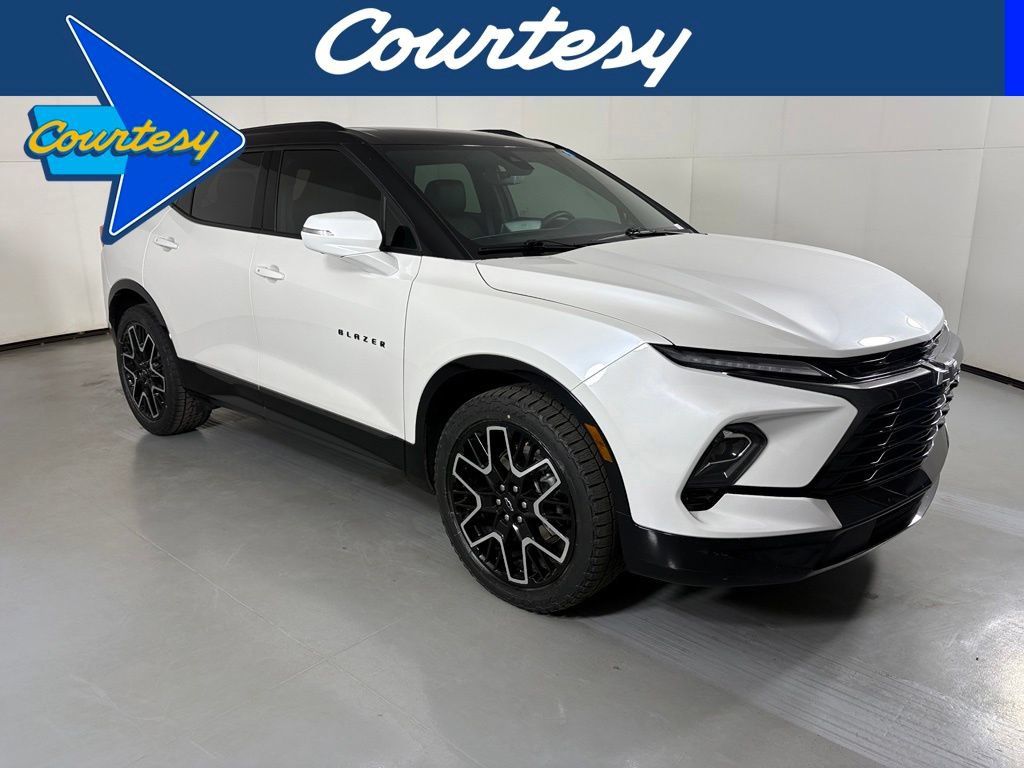 Certified 2023 Chevrolet Blazer RS w/ Driver Confidence II Package FWD image 1