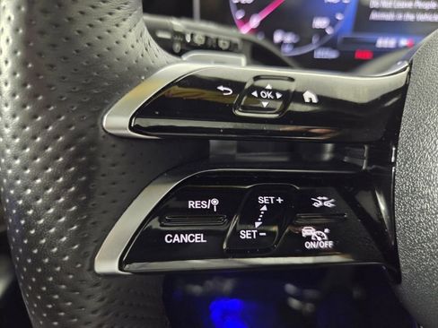 Used 2023 Mercedes-Benz GLC 300 image 18