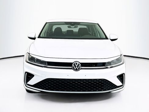 Used 2025 Volkswagen Jetta S image 2