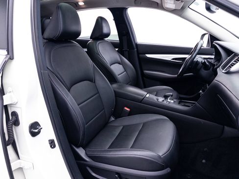 Used 2019 INFINITI QX50 Luxe w/ Cargo Package FWD image 35