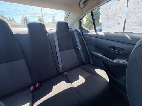 Used 2025 Nissan Sentra SV FWD image 30