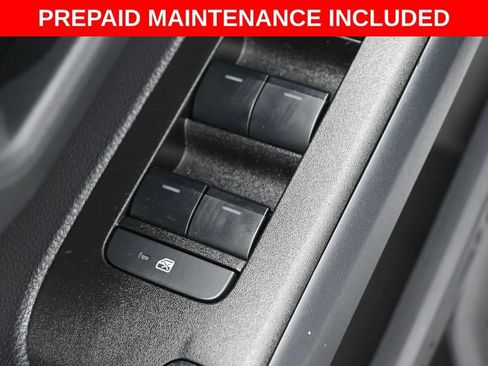 Certified 2025 Toyota 4Runner SR5 AWD/4WD image 12