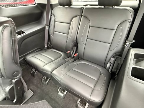 Used 2017 GMC Acadia SLT FWD image 15