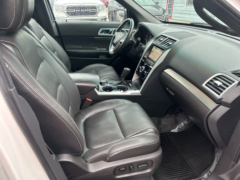 Used 2015 Ford Explorer Sport w/ Equipment Group 401A AWD/4WD image 36