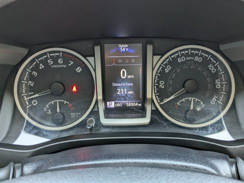 Used 2022 Toyota Tacoma SR5 w/ Technology Package image 26