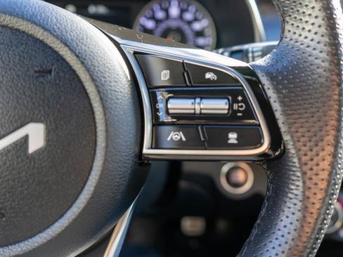 Certified 2022 Kia Forte GT-Line w/ GT-Line Premium Package image 19