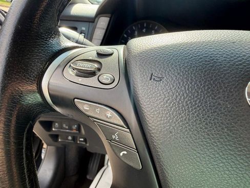 Used 2015 INFINITI Q70 L 3.7 w/ Technology Package image 22